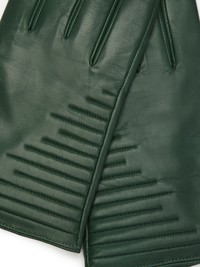 IS8913