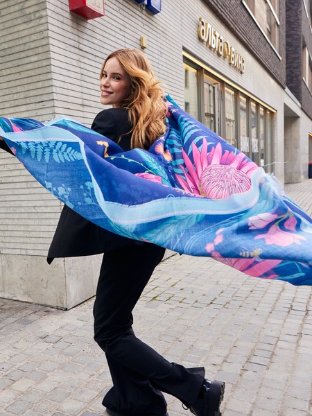 Платок LG33-946