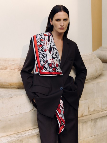 Платок E04-8380