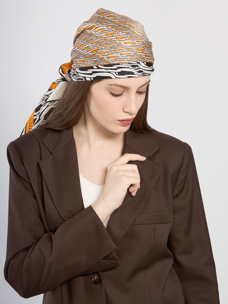 Платок E04-8380