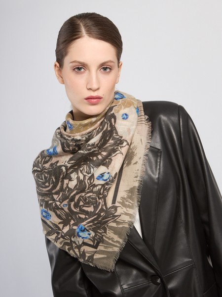 Платок S42-8403