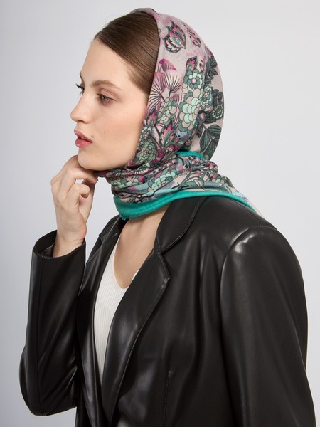 Платок S42-8404