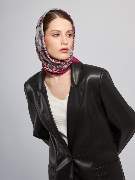 Платок S42-8404