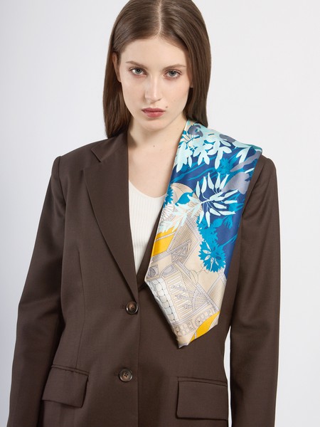 Платок B03-8420