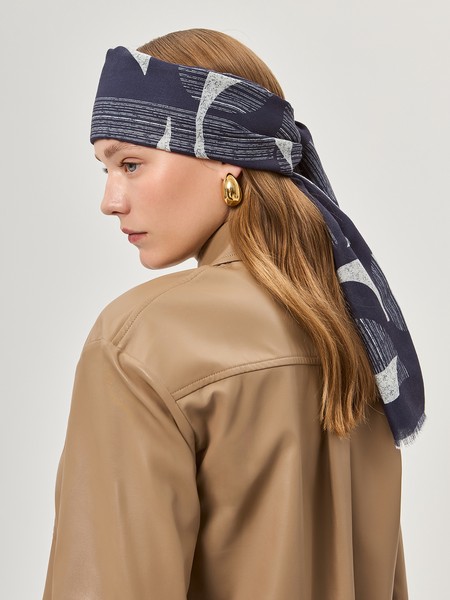 Платок LG33-593