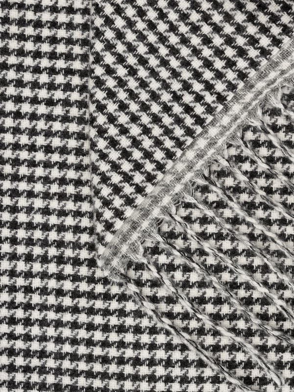 LG72-623