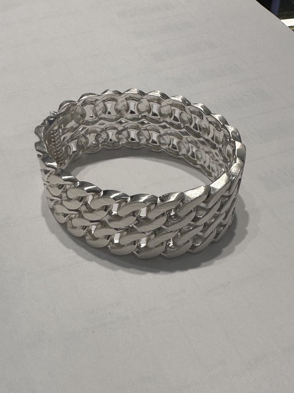 R650-A-25129
