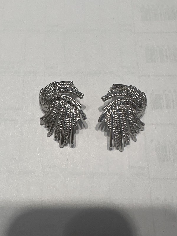 R652-A-25176